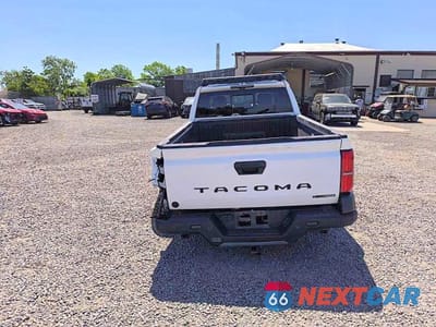 Zdjęcie 6 z 15 samochodu: 2024 TOYOTA TACOMA TRAILHUNTER HV VIN:3TYLF5LN9RT005048 - miniatura