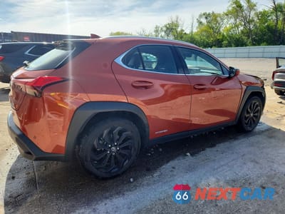 Trzecie zdjęcie samochodu z tyłu: 2021 LEXUS UX 250H VIN:JTHP9JBH7M2051369 - miniatura