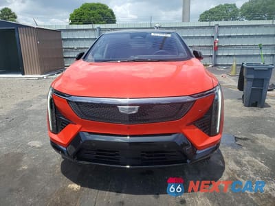 Piąte zdjęcie samochodu w środku: 2025 CADILLAC OPTIQ SPORT VIN:3GYK3EMR2SS240954 - miniatura