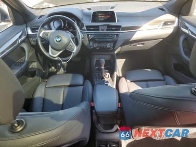 Zdjęcie 8 z 13 samochodu: 2018 BMW X1 XDRIVE28I VIN:WBXHT3C31J5L33719 - miniatura
