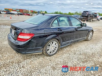 Trzecie zdjęcie samochodu z tyłu: 2009 MERCEDES-BENZ C 300 4MATIC VIN:WDDGF81X69F264234 - miniatura
