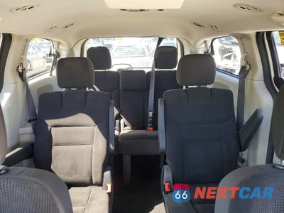 Zdjęcie 10 z 13 samochodu: 2018 DODGE GRAND CARAVAN SE VIN:2C4RDGBG8JR337960 - miniatura