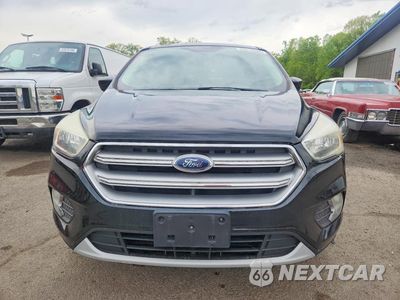 Piąte zdjęcie samochodu w środku: 2017 FORD ESCAPE SE VIN:1FMCU9GDXHUC32829 - miniatura