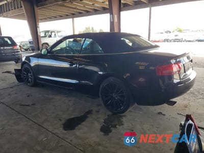 Drugie zdjęcie samochodu z przodu: 2010 AUDI A5 PRESTIGE VIN:WAUVFAFHXAN007952 - miniatura