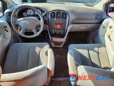 Zdjęcie 8 z 14 samochodu: 2005 DODGE GRAND CARAVAN SXT VIN:2D4GP44L65R529538 - miniatura