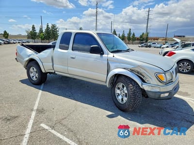 Czwarte zdjęcie samochodu z boku: 2004 TOYOTA TACOMA XTRACAB PRERUNNER VIN:5TESN92N64Z343117 - miniatura