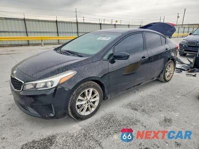 2017 KIA FORTE LX 3KPFL4A72HE067660 - główne zdjęcie licytacji z USA - miniatura