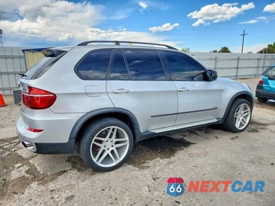 Trzecie zdjęcie samochodu z tyłu: 2011 BMW X5 XDRIVE35I VIN:5UXZV4C51BL416338 - miniatura