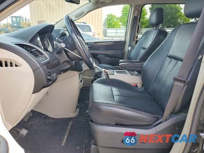 Zdjęcie 7 z 13 samochodu: 2015 CHRYSLER TOWN & COUNTRY TOURING VIN:2C4RC1BG2FR727430 - miniatura