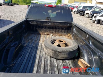 Zdjęcie 10 z 13 samochodu: 2008 GMC SIERRA K3500 VIN:1GTJK33678F168789 - miniatura
