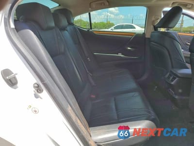 Zdjęcie 10 z 13 samochodu: 2019 LEXUS ES 300H VIN:JTHB21B17K2002574 - miniatura