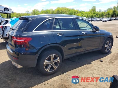 Trzecie zdjęcie samochodu z tyłu: 2019 MERCEDES-BENZ GLC 300 4MATIC VIN:WDC0G4KBXK1005490 - miniatura