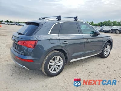 Trzecie zdjęcie samochodu z tyłu: 2020 AUDI Q5 PREMIUM VIN:WA1ANAFY2L2019385 - miniatura