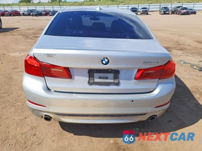 Zdjęcie 6 z 12 samochodu: 2018 BMW 530E VIN:WBAJA9C54JB252883 - miniatura