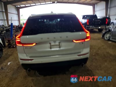 Zdjęcie 6 z 13 samochodu: 2020 VOLVO XC60 T5 MOMENTUM VIN:YV4102RKXL1488714 - miniatura