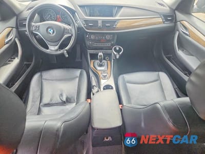 Zdjęcie 8 z 12 samochodu: 2013 BMW X1 XDRIVE28I VIN:WBAVL1C54DVR87458 - miniatura