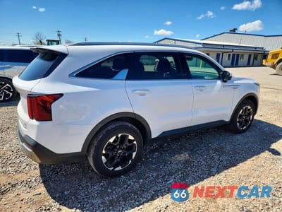Trzecie zdjęcie samochodu z tyłu: 2024 KIA SORENTO VIN:5XYRLDJC9RG289109 - miniatura