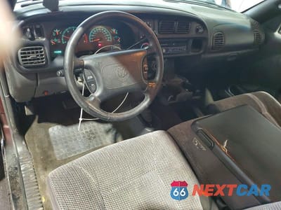 Zdjęcie 8 z 13 samochodu: 2000 DODGE RAM 1500 VIN:1B7HF13Y4YJ111276 - miniatura