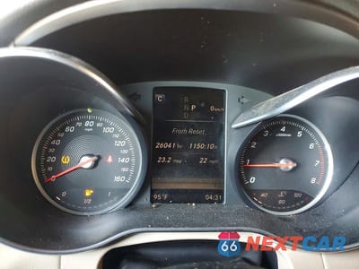 Zdjęcie 9 z 12 samochodu: 2017 MERCEDES-BENZ GLC 300 VIN:WDC0G4JB3HF158807 - miniatura