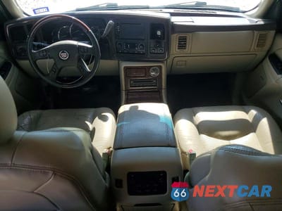 Zdjęcie 8 z 13 samochodu: 2005 CADILLAC ESCALADE LUXURY VIN:1GYEK63N95R239781 - miniatura
