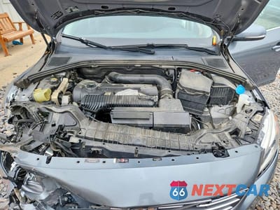 Zdjęcie 11 z 12 samochodu: 2016 VOLVO S60 PLATINUM VIN:LYV612TM1GB107718 - miniatura