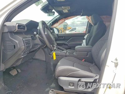Zdjęcie 7 z 12 samochodu: 2025 TOYOTA TACOMA SR VIN:3TYJDAHN9ST033632 - miniatura