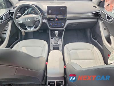 Zdjęcie 8 z 13 samochodu: 2021 HYUNDAI IONIQ LIMITED VIN:KMHC05LC8MU251486 - miniatura