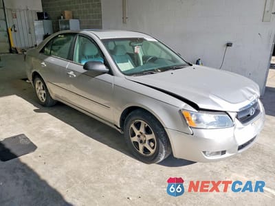Czwarte zdjęcie samochodu z boku: 2006 HYUNDAI SONATA GLS V6 VIN:5NPEU46F46H036301 - miniatura