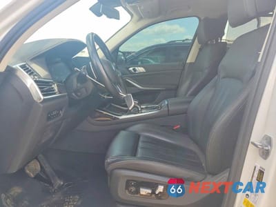 Zdjęcie 7 z 12 samochodu: 2019 BMW X7 XDRIVE50I VIN:5UXCX4C5XKLS35593 - miniatura