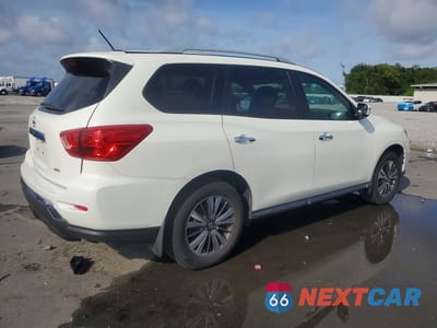 Trzecie zdjęcie samochodu z tyłu: 2018 NISSAN PATHFINDER S VIN:5N1DR2MM9JC641840 - miniatura