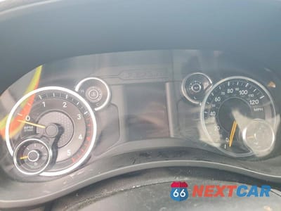 Zdjęcie 9 z 13 samochodu: 2021 RAM 3500 VIN:3C7WRTCLXMG604151 - miniatura