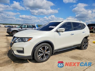 2020 NISSAN ROGUE SV 5N1AT2MT1LC720059 - główne zdjęcie licytacji z USA - miniatura
