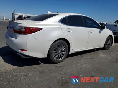 Trzecie zdjęcie samochodu z tyłu: 2018 LEXUS ES 350 BASE VIN:58ABK1GG2JU091525 - miniatura