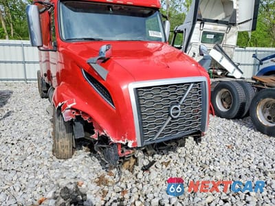 Zdjęcie 9 z 10 samochodu: 2019 VOLVO VNL SEMI TRUCK VIN:4V4NC9EH9KN899256 - miniatura