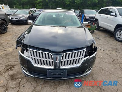 Piąte zdjęcie samochodu w środku: 2010 LINCOLN MKZ VIN:3LNHL2GC5AR638585 - miniatura
