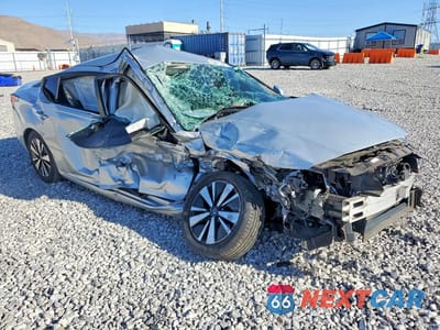 Czwarte zdjęcie samochodu z boku: 2021 NISSAN ALTIMA SV VIN:1N4BL4DV4MN334642 - miniatura