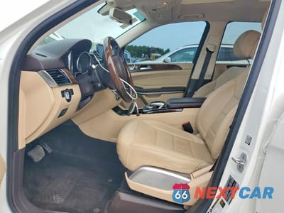 Zdjęcie 7 z 13 samochodu: 2017 MERCEDES-BENZ GLS 550 4MATIC VIN:4JGDF7DE9HA890384 - miniatura