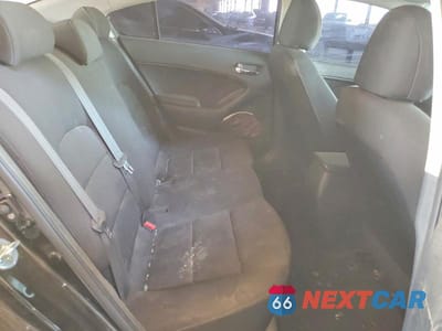Zdjęcie 10 z 12 samochodu: 2016 KIA FORTE LX VIN:KNAFK4A60G5614281 - miniatura