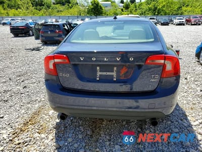 Zdjęcie 6 z 12 samochodu: 2013 VOLVO S60 T5 VIN:YV1612FH8D2192059 - miniatura