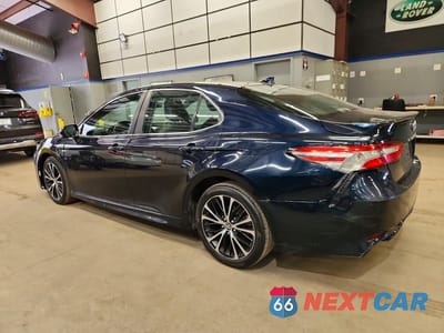 Drugie zdjęcie samochodu z przodu: 2020 TOYOTA CAMRY SE VIN:4T1G11AK8LU342743 - miniatura