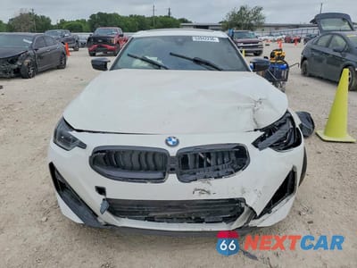 Piąte zdjęcie samochodu w środku: 2023 BMW M240I VIN:3MW43CM07P8C92067 - miniatura