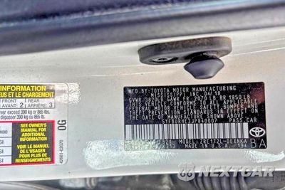 Zdjęcie 10 z 14 samochodu: 2018 TOYOTA COROLLA LE VIN:5YFBURHE3JP840007 - miniatura