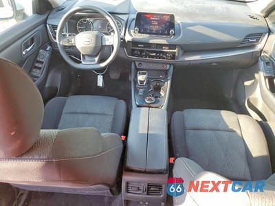 Zdjęcie 8 z 13 samochodu: 2025 NISSAN ROGUE SV VIN:5N1BT3BB5SC674450 - miniatura
