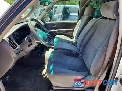 Zdjęcie 7 z 12 samochodu: 2002 TOYOTA TUNDRA SR5 V8 VIN:5TBRT34132S280203 - miniatura