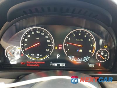 Zdjęcie 9 z 12 samochodu: 2015 BMW M5 VIN:WBSFV9C54FD594903 - miniatura