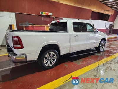 Trzecie zdjęcie samochodu z tyłu: 2020 RAM 1500 LONGHORN VIN:1C6SRFST3LN189041 - miniatura