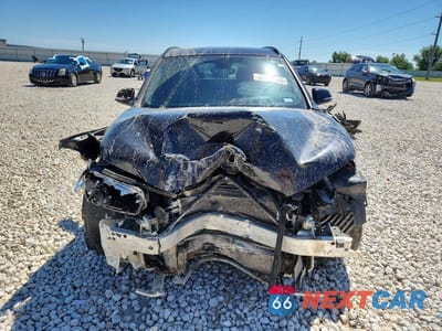 Piąte zdjęcie samochodu w środku: 2017 BMW X1 XDRIVE28I VIN:WBXHT3C38H5F79776 - miniatura