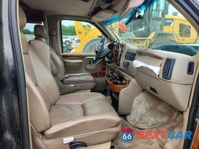 Zdjęcie 7 z 13 samochodu: 2000 GMC SAVANA RV G1500 VIN:1GDFG15RXY1108355 - miniatura