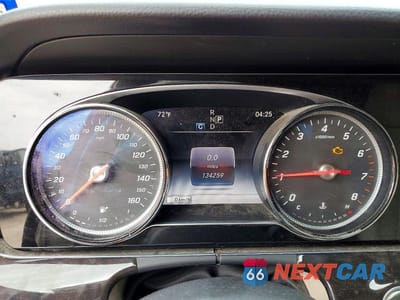 Zdjęcie 9 z 13 samochodu: 2019 MERCEDES-BENZ E 300 VIN:WDDZF4JB4KA520055 - miniatura