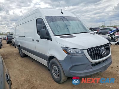 Czwarte zdjęcie samochodu z boku: 2021 MERCEDES BENZ SPRINTER 2500 VIN:W1Y4DDHY8MT046571 - miniatura